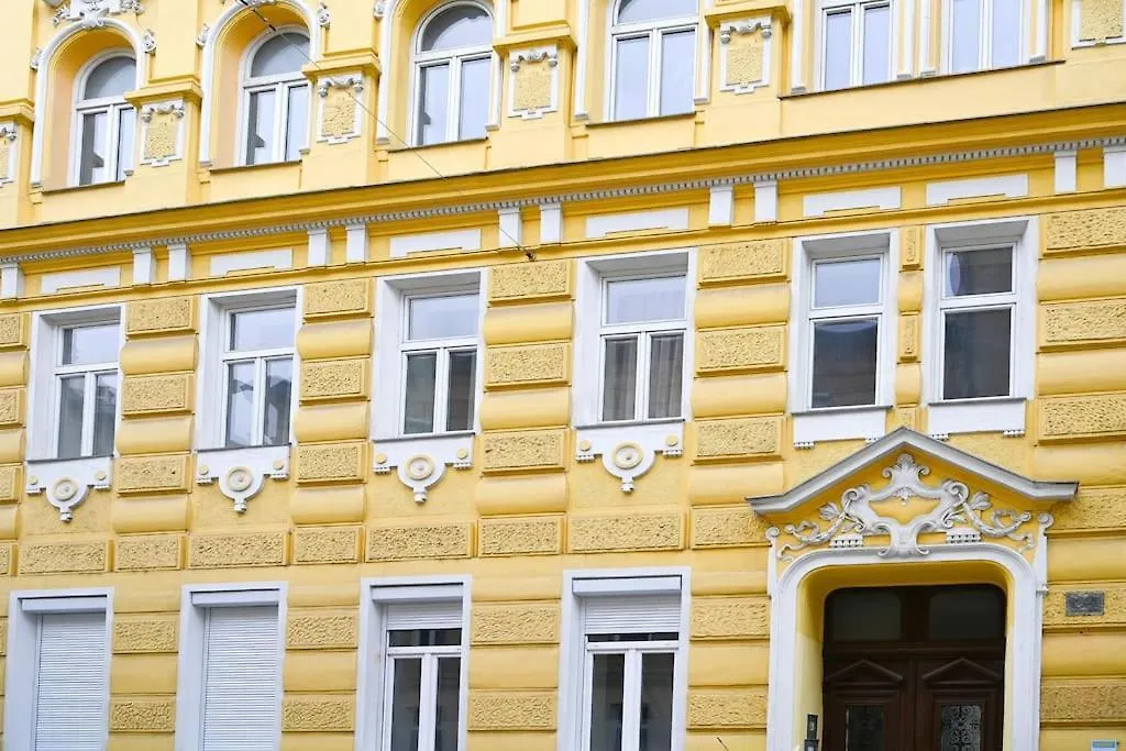 Exclusive Suite Augarten Vienna Austria